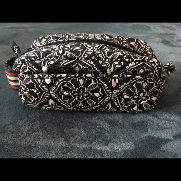 Vera Bradley Handbags - Vera Bradley Barcelona Cosmetic Bag NWOT